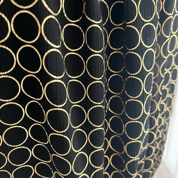 GUESS top - gorgeous, please look at closeup photos - Picture 14 of 14